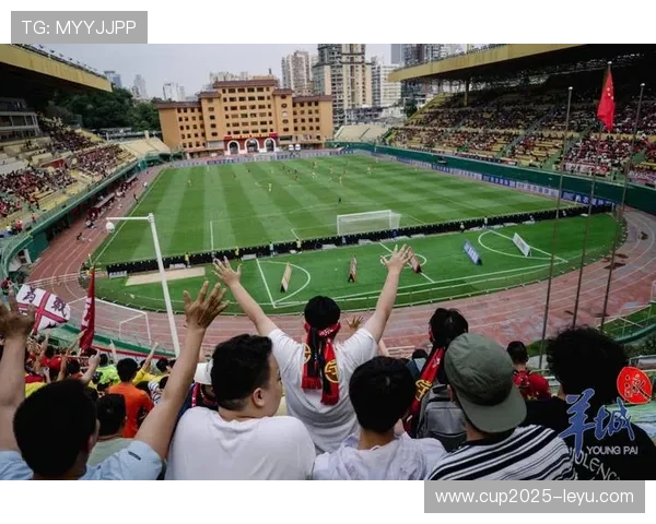 广州队如何应对突发危机？资深球迷揭秘：支撑球队的，远不止场上11人